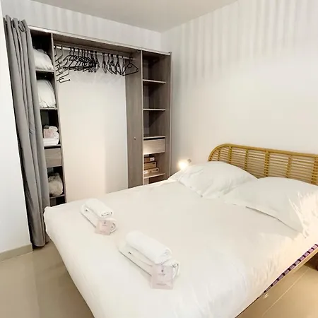1 Chambre, Proche Commerces Et Plages By Palmazur
